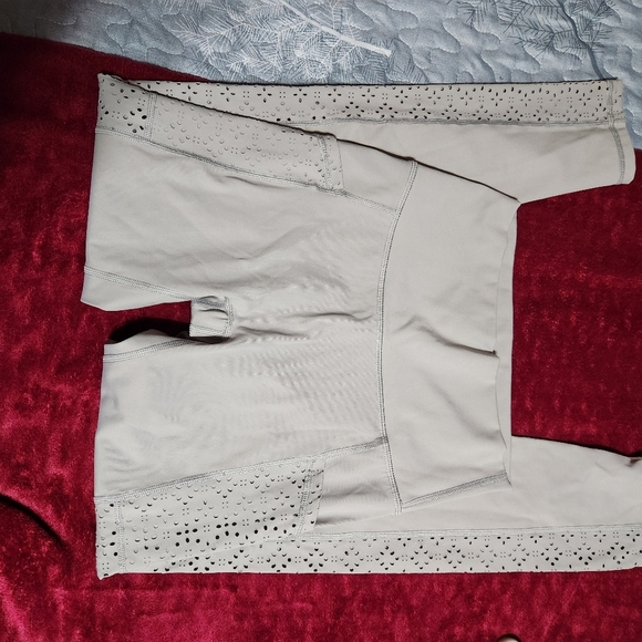 Womens Aerie Legging - Picture 2 of 8